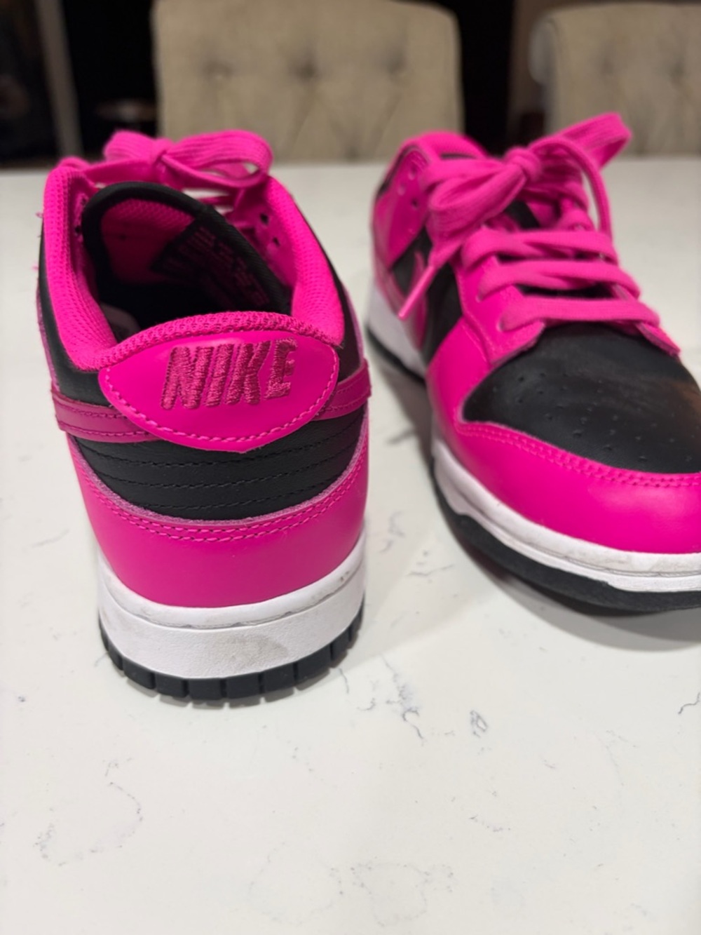 Nike Low Top Sneakers in Hot Pink and Black - Picture 2 of 3